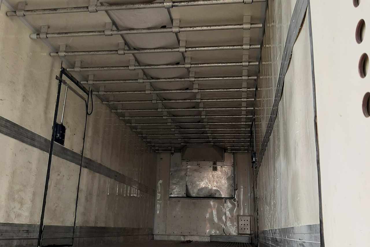 Ford Cargo2429 - 17/17 8