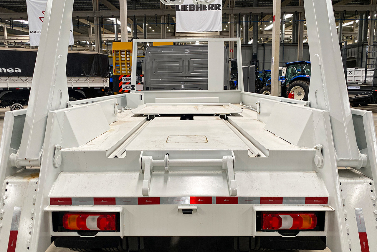 Mercedes Benz Atego 1719 - 24/25 6