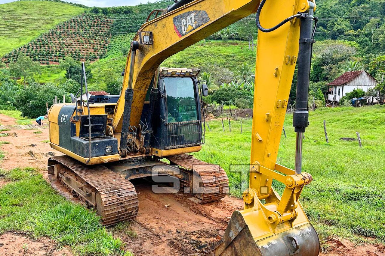 Caterpillar 313D2L - 18/18 6