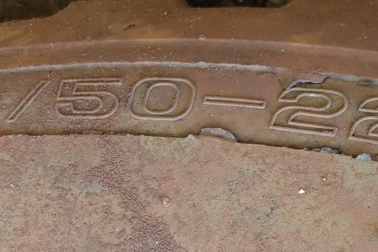  Pirelli  600/50 22.5 -  2