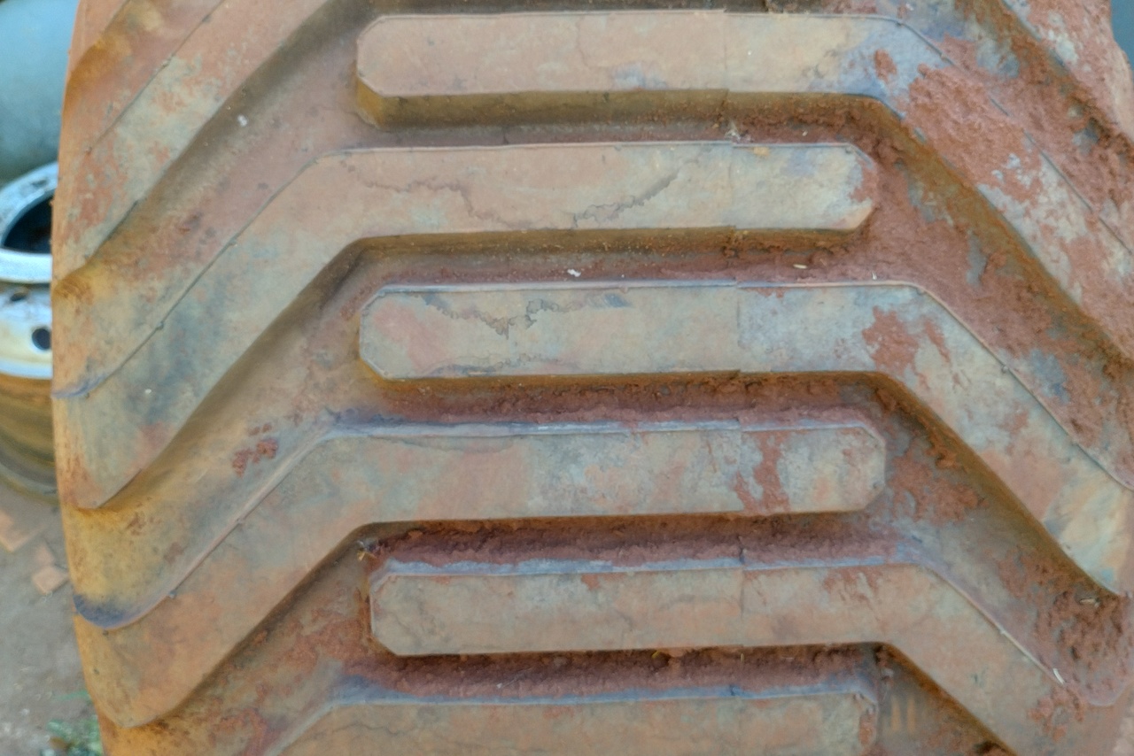  Pirelli  600/50 22.5 -  4