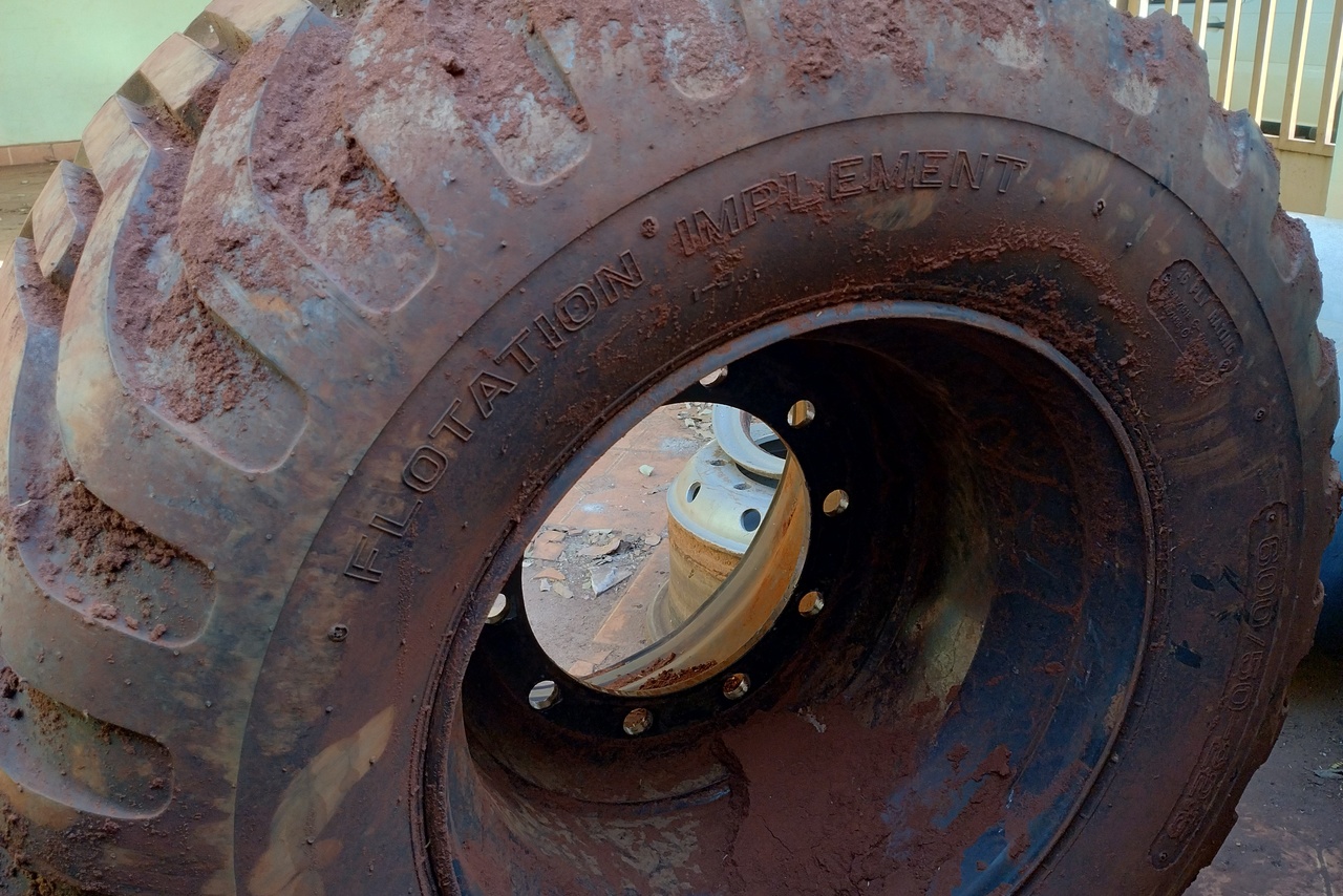  Pirelli  600/50 22.5 -  7