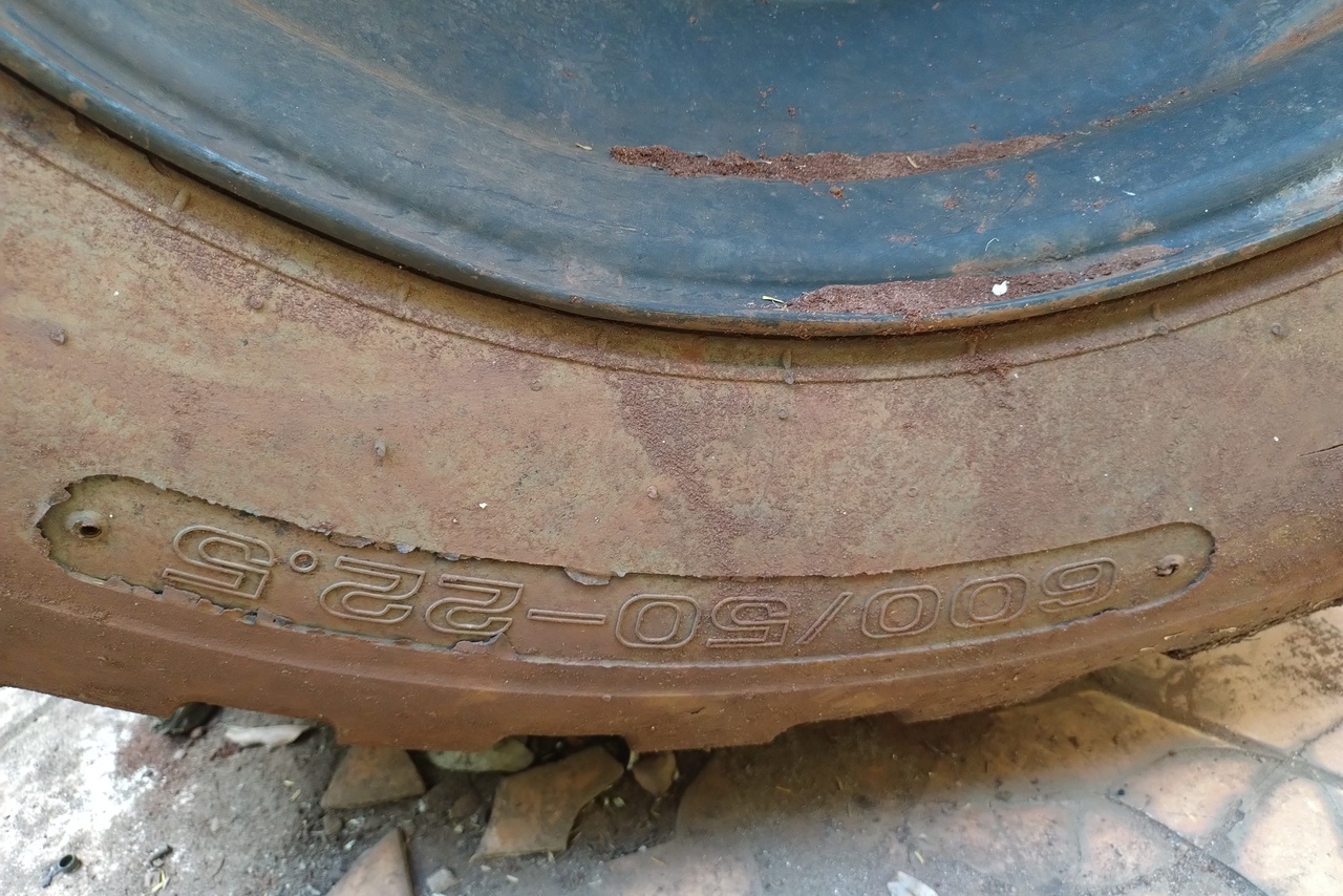  Pirelli  600/50 22.5 -  8