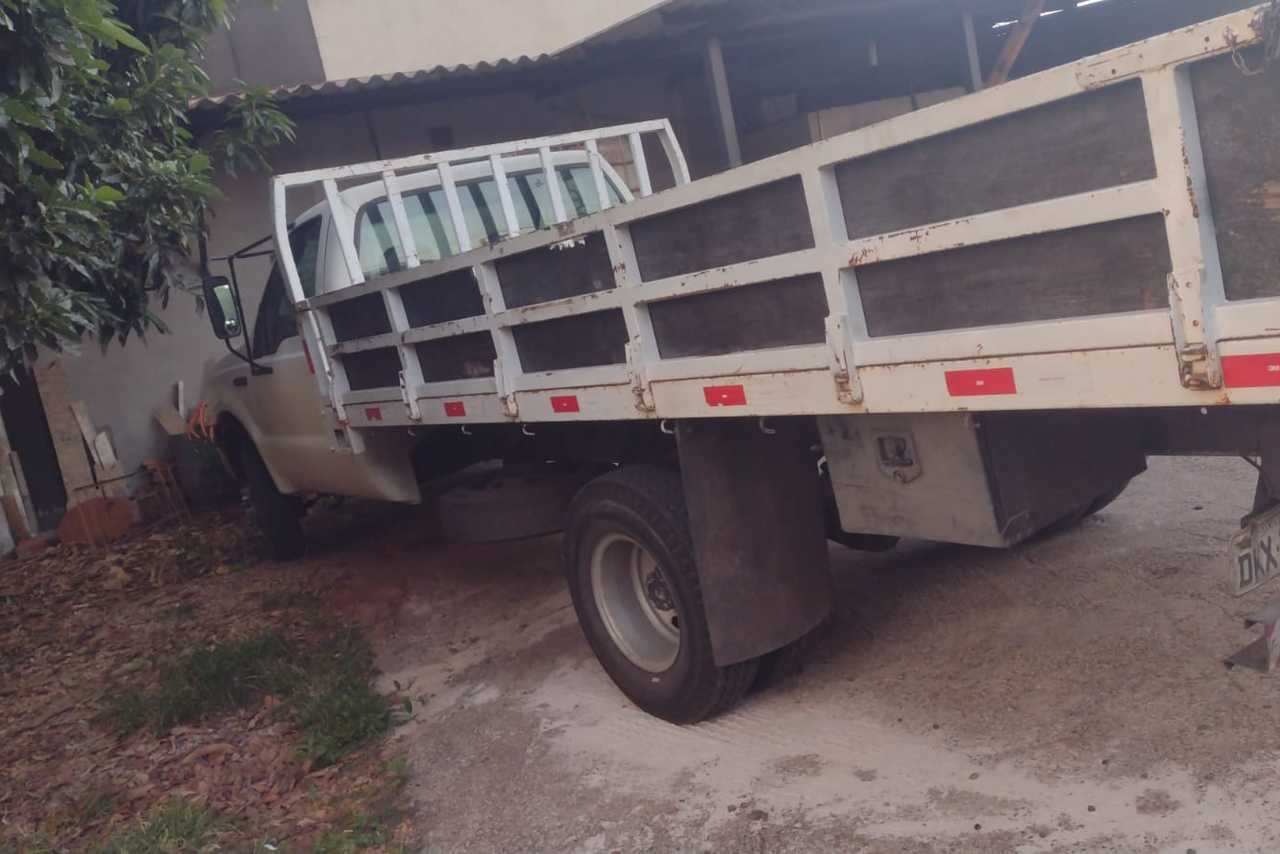 Ford F4000 - 04/04 20