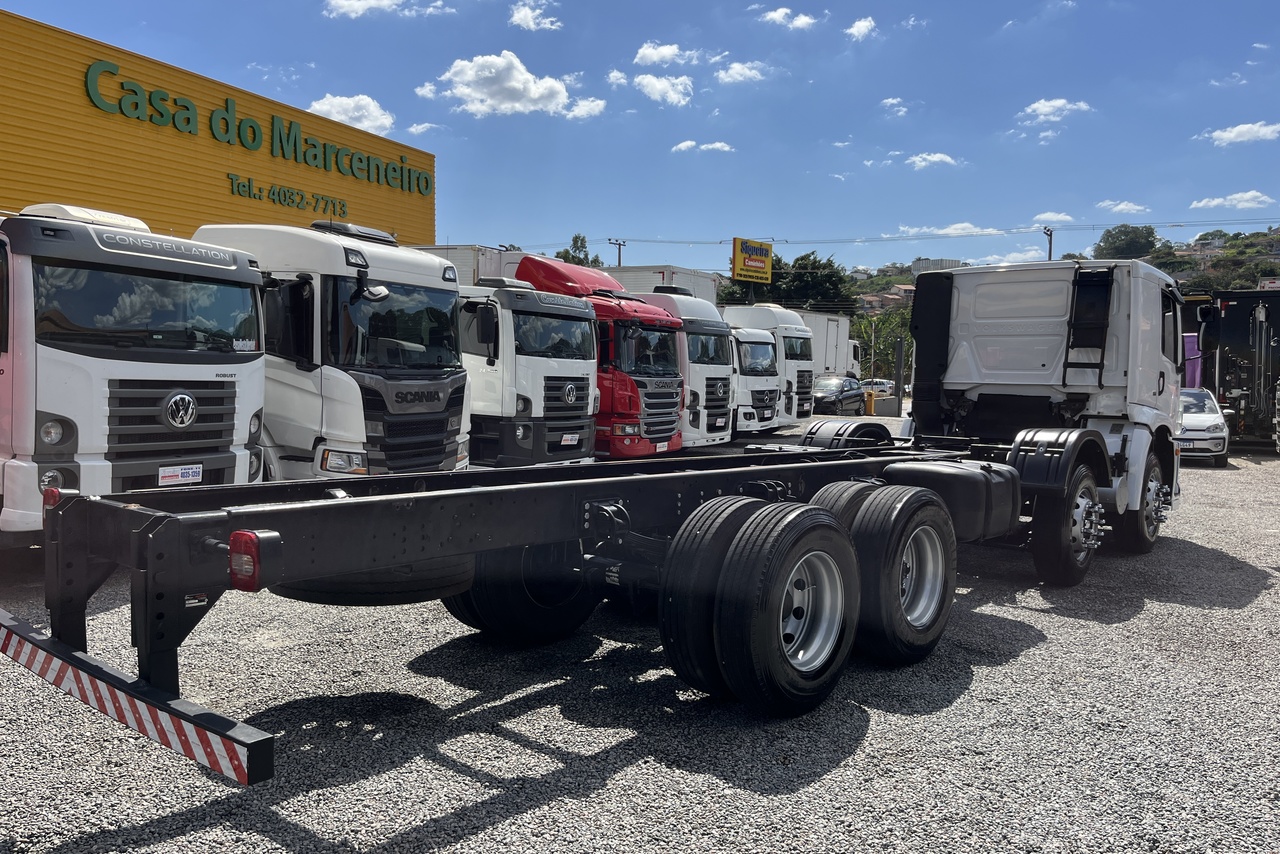 Volkswagen 24-280 E Constellation 8x2 - 19/20 5