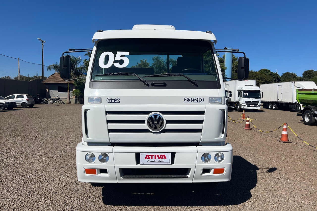 Volkswagen 23 210 - 05/05 3