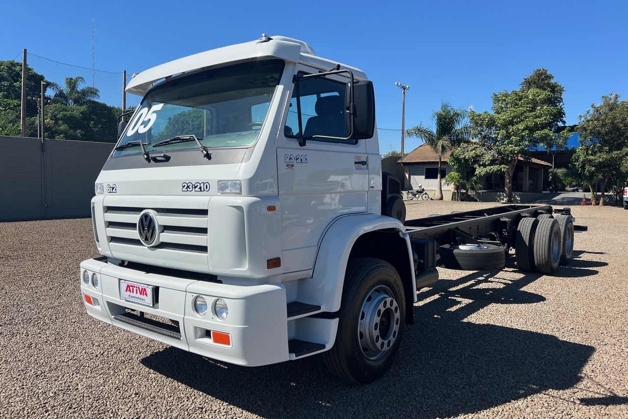 Volkswagen 23 210 - 05/05 6
