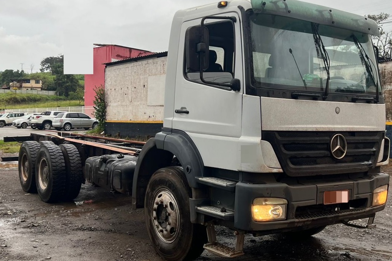 Mercedes Benz Axor 2831 - 10/11 4