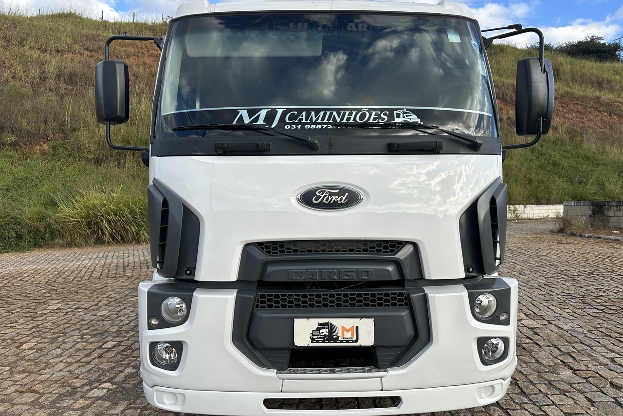 Ford Cargo1319 - 14/14 4