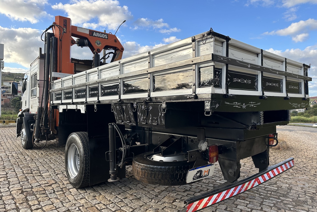 Ford Cargo1319 - 14/14 14