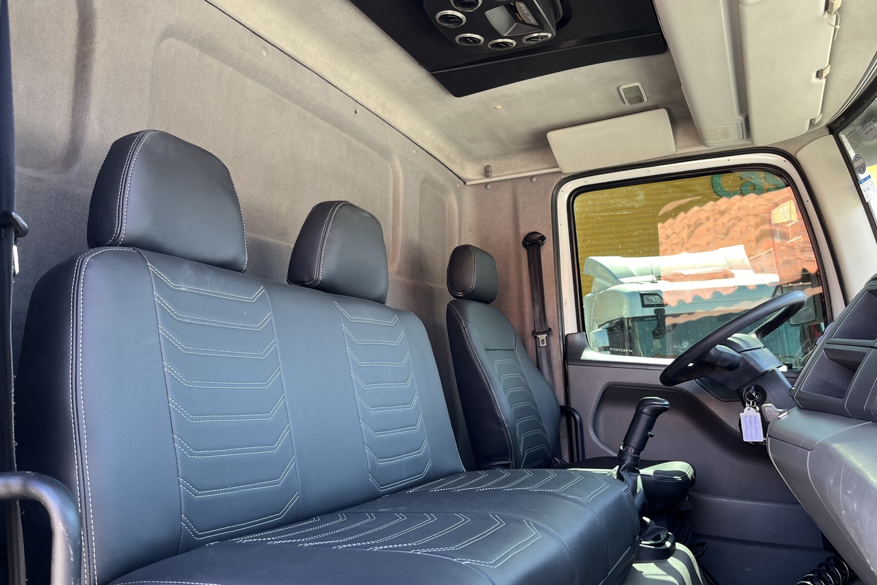 Volkswagen 24-280 E Constellation 6x2 - 14/15 10