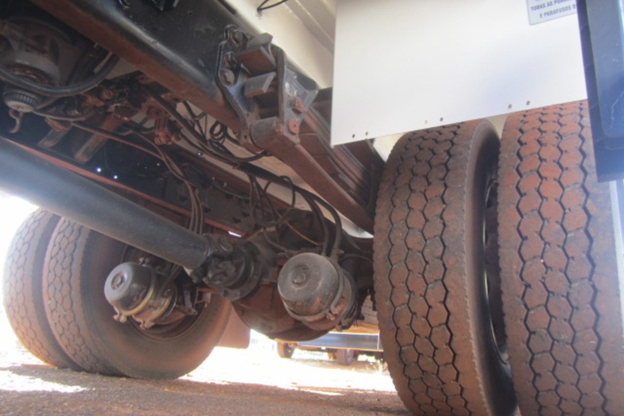 Volkswagen 17-260 E Constel. 4x2 - 19/20 9