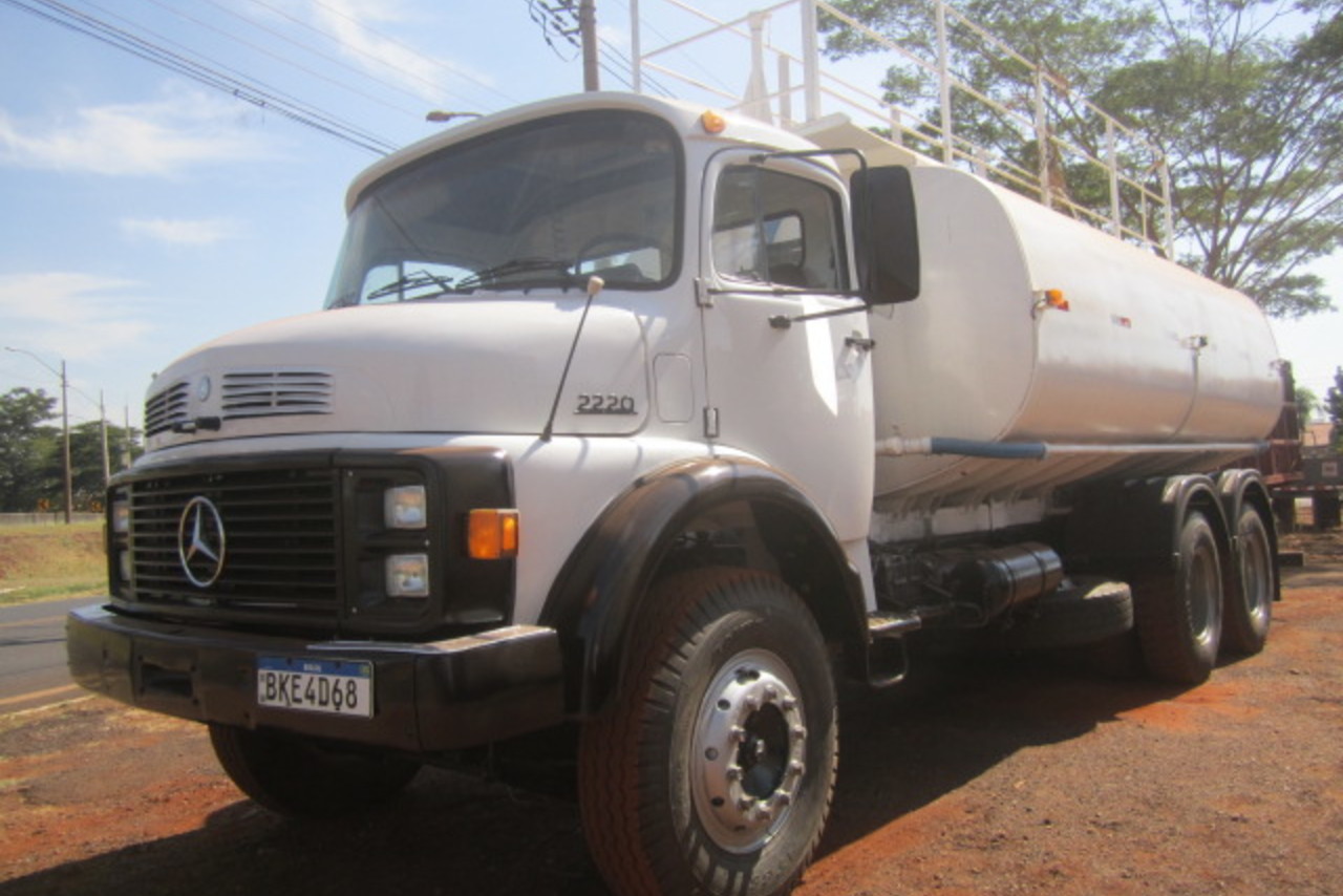 Mercedes Benz MB 2220 - 87/87 18
