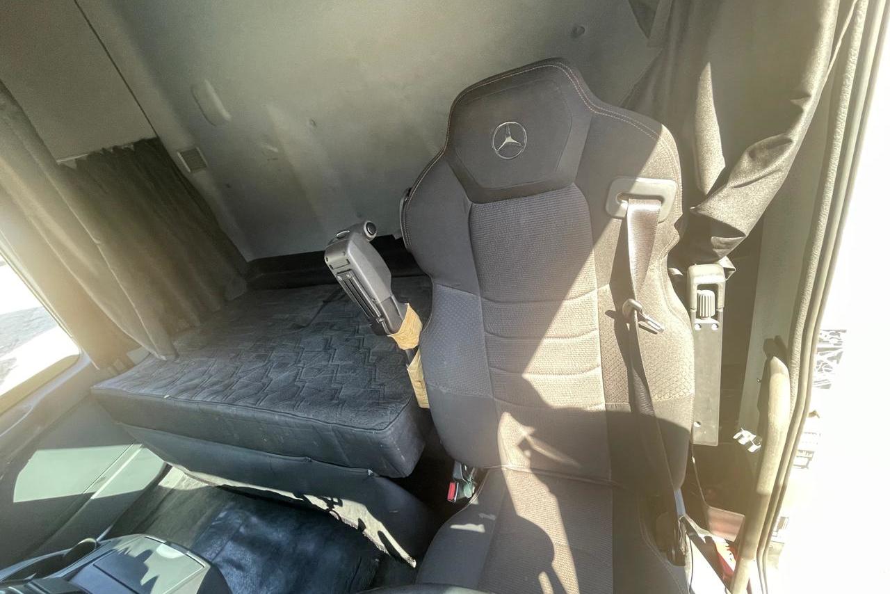 Mercedes Benz Actros 2651 - 18/18 16