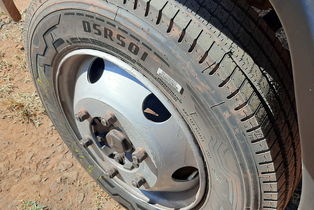 Mercedes Benz MB 710 - 03/03 11