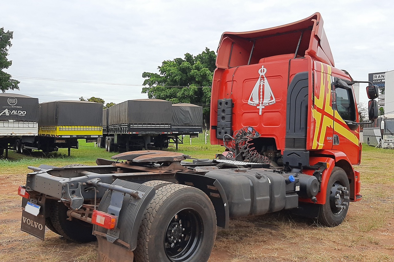 Volvo VM 330 - 13/13 6
