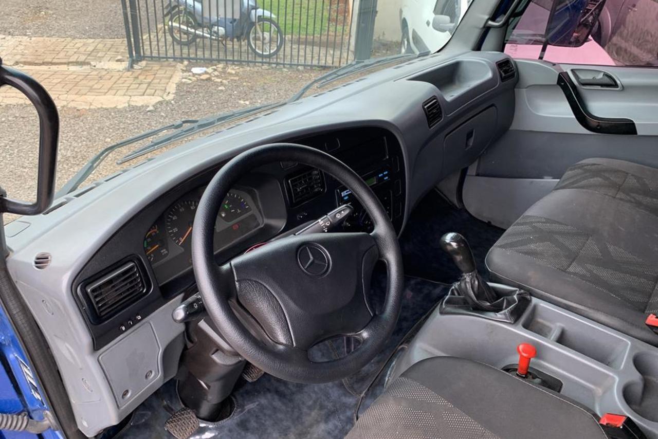 Mercedes Benz Accelo 915 - 10/10 6