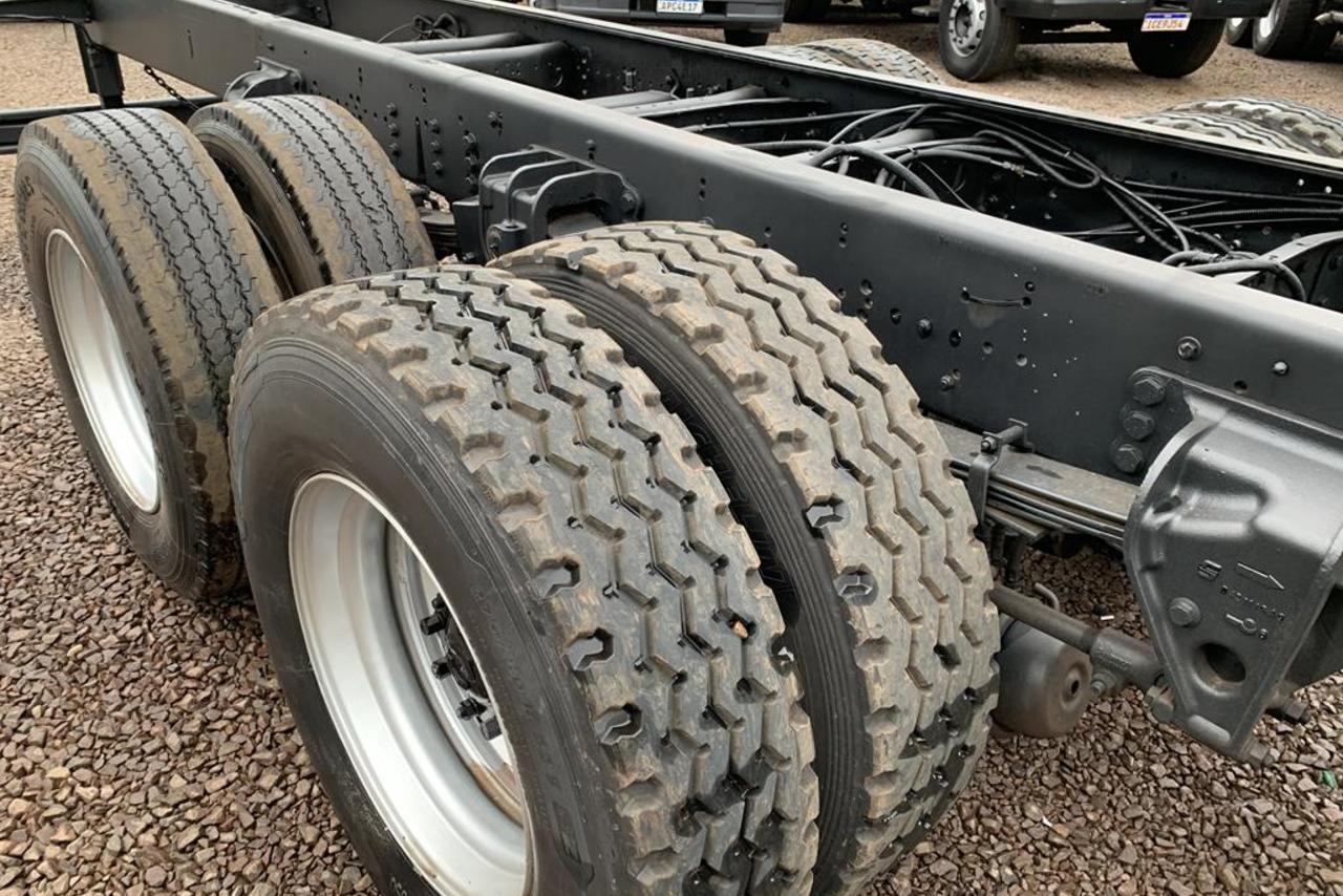 Ford Cargo2428 - 11/12 11