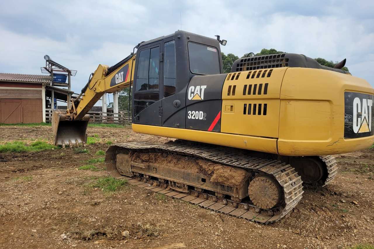 Caterpillar 320D2 - 13/13 2