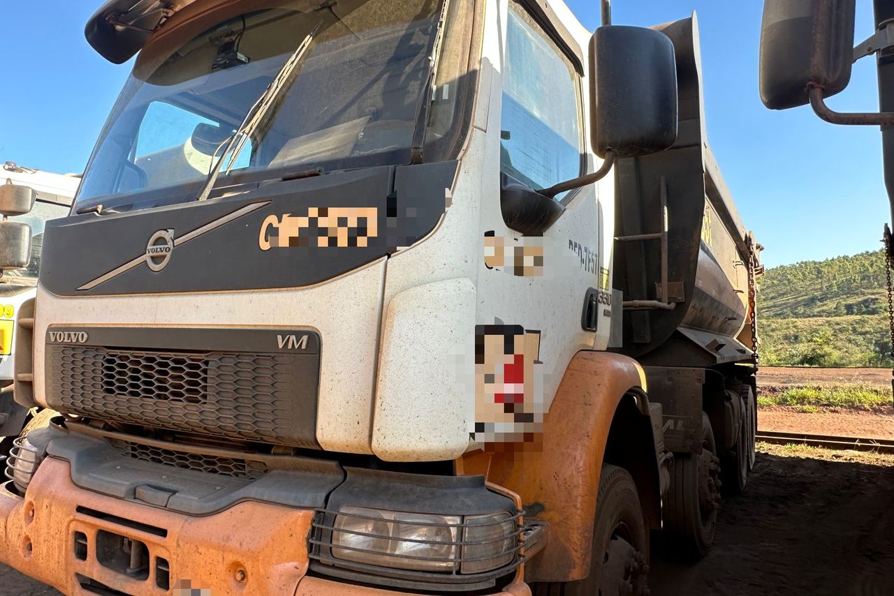 Volvo VM330 - 21/21 4