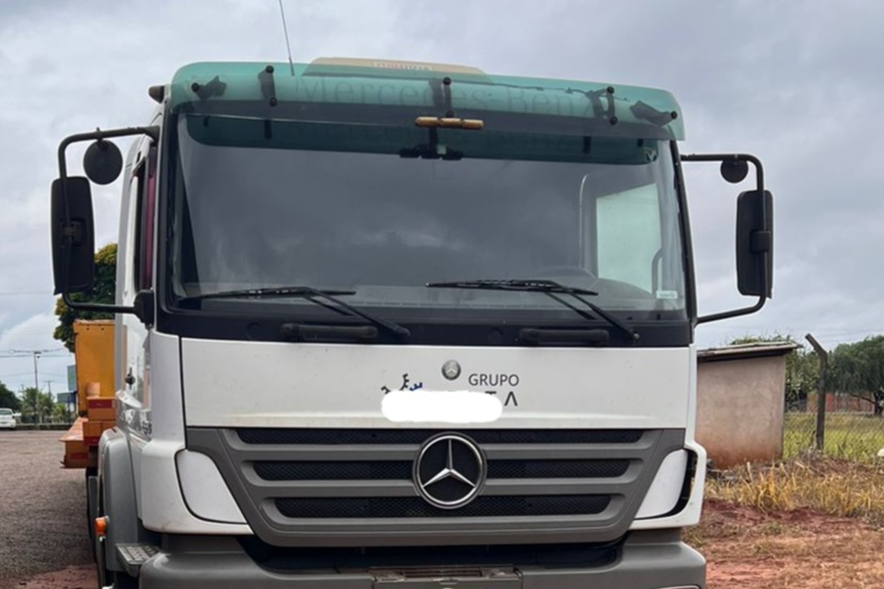 Mercedes Benz Axor 1933 - 20/09 4