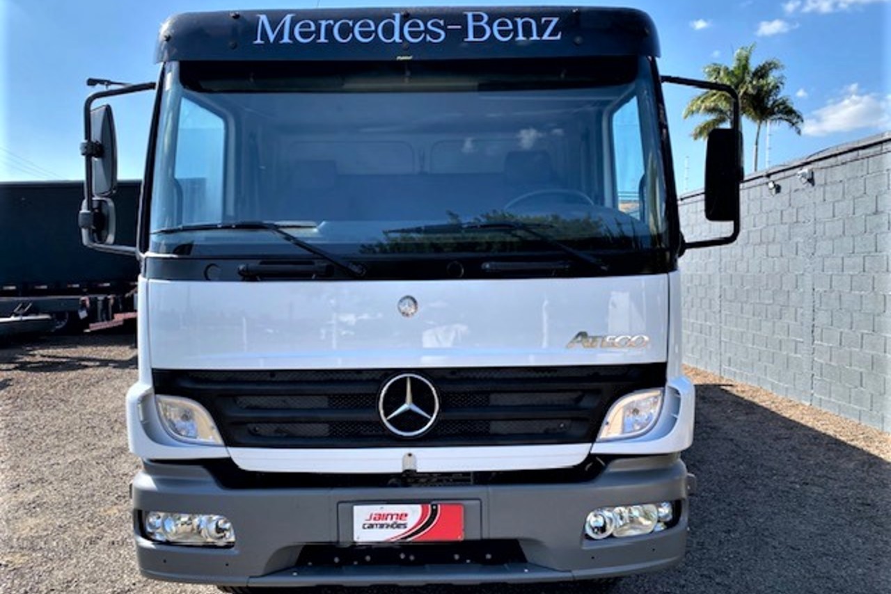 Mercedes Benz Atego 2425 - 08/08 2
