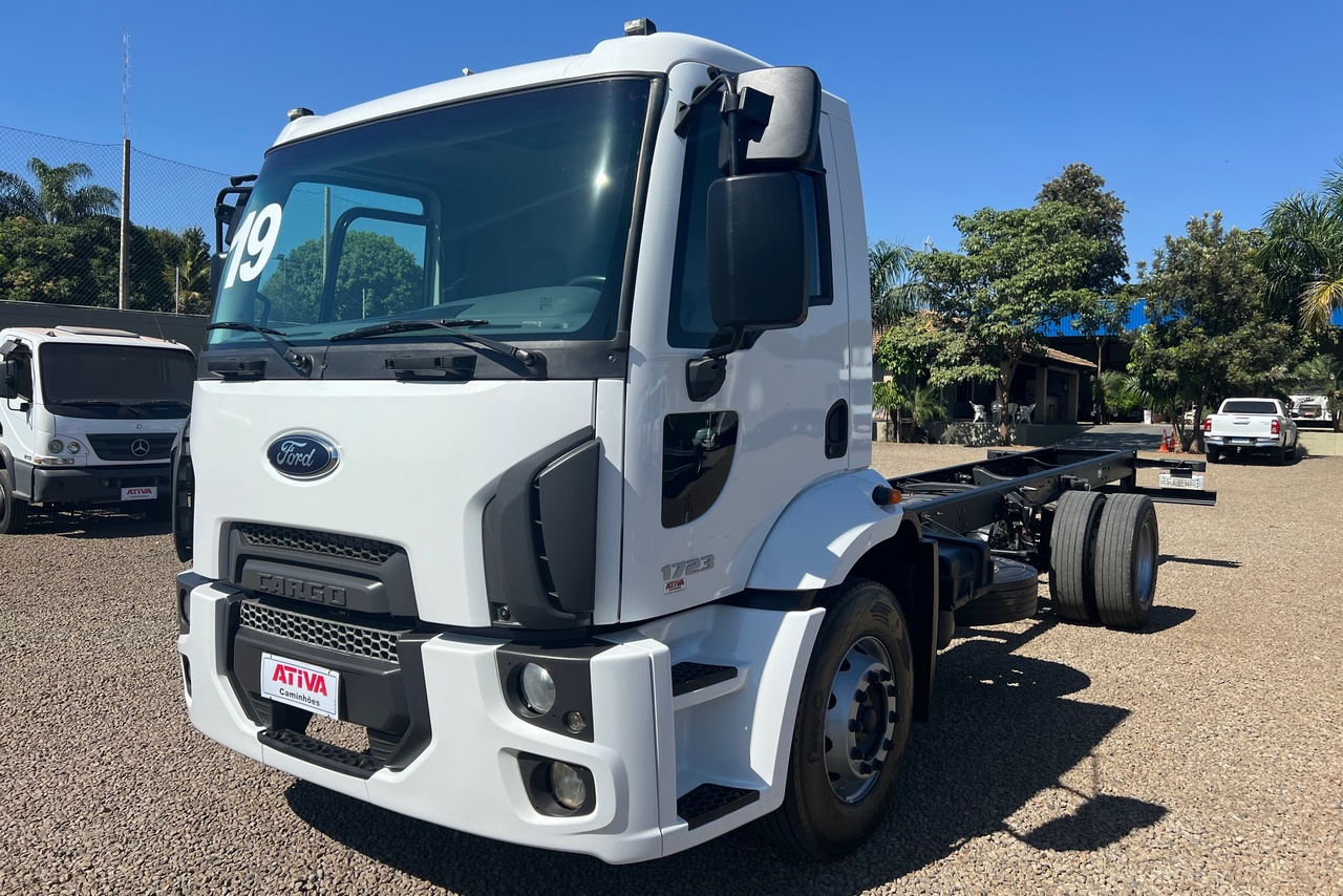 Ford Cargo1723 - 18/19 7