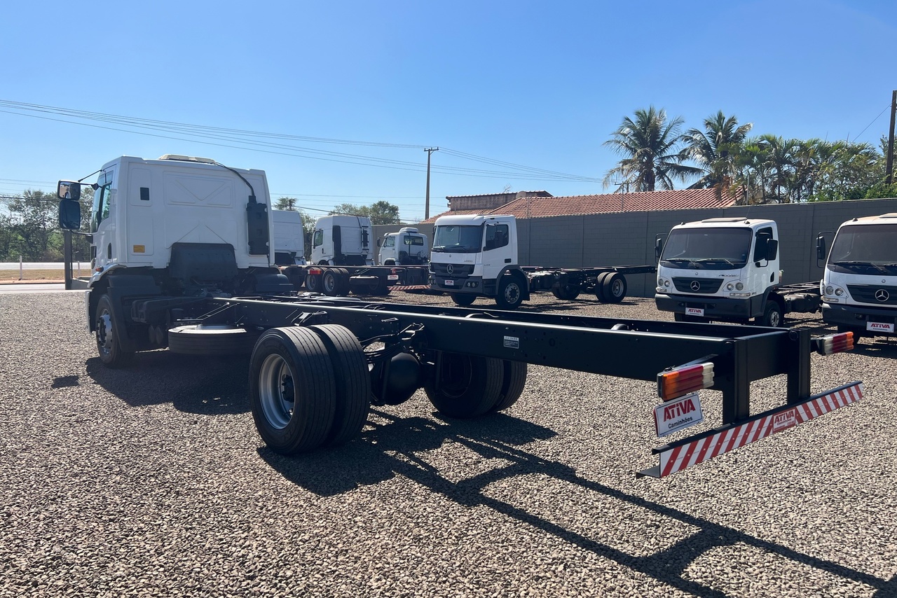 Ford Cargo1723 - 18/19 9