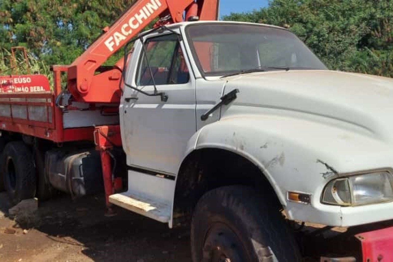 Ford F14000 - 97/97 2