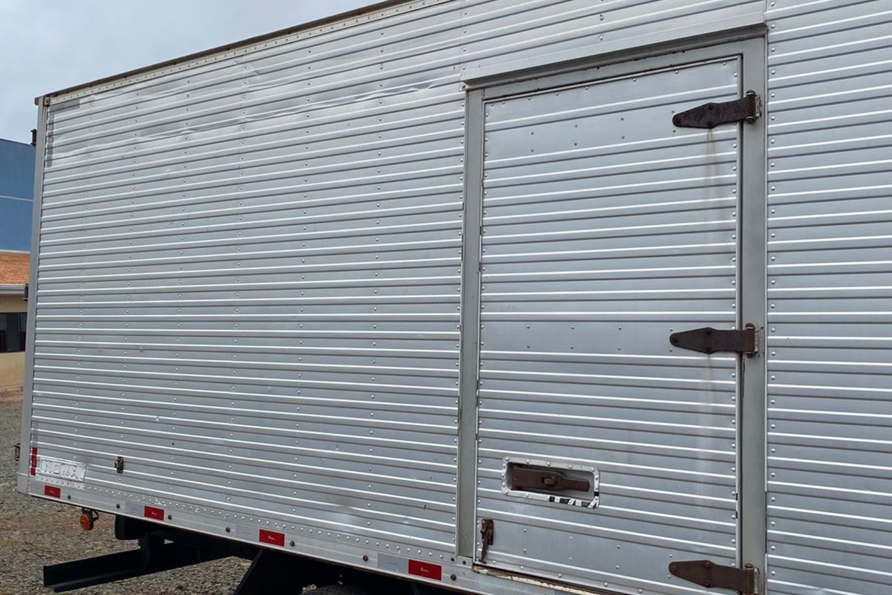 Ford Cargo815 - 08/08 4