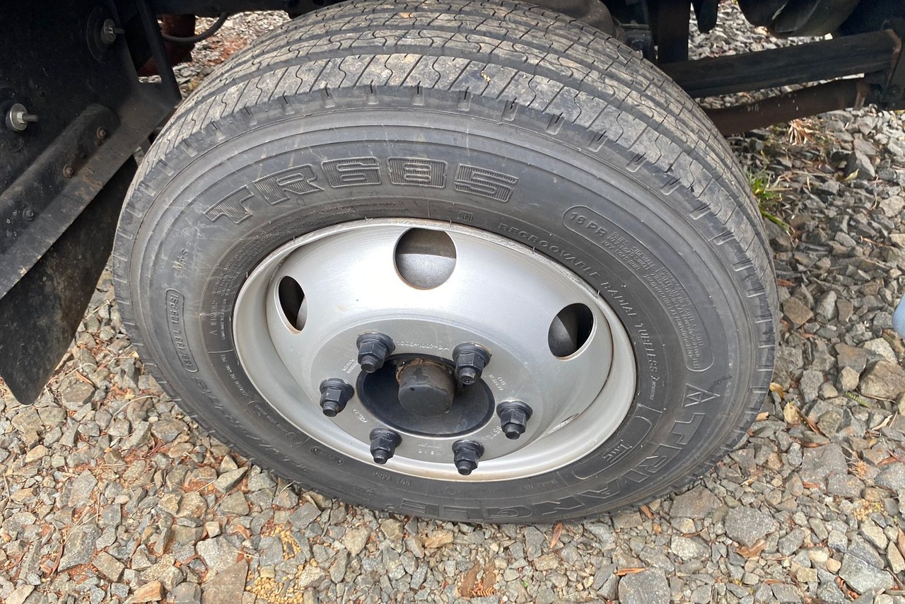 Ford Cargo815 - 08/08 9