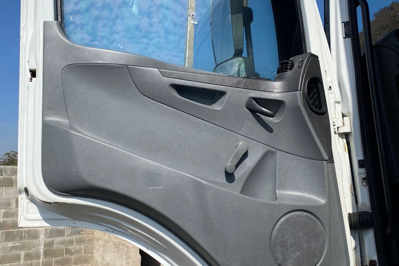 Mercedes Benz Axor 2540 - 09/09 8