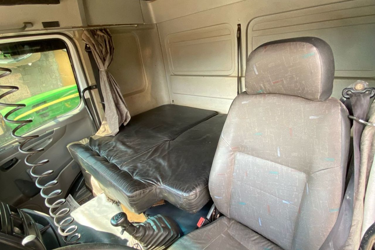 Mercedes Benz Axor 2644 - 09/09 5