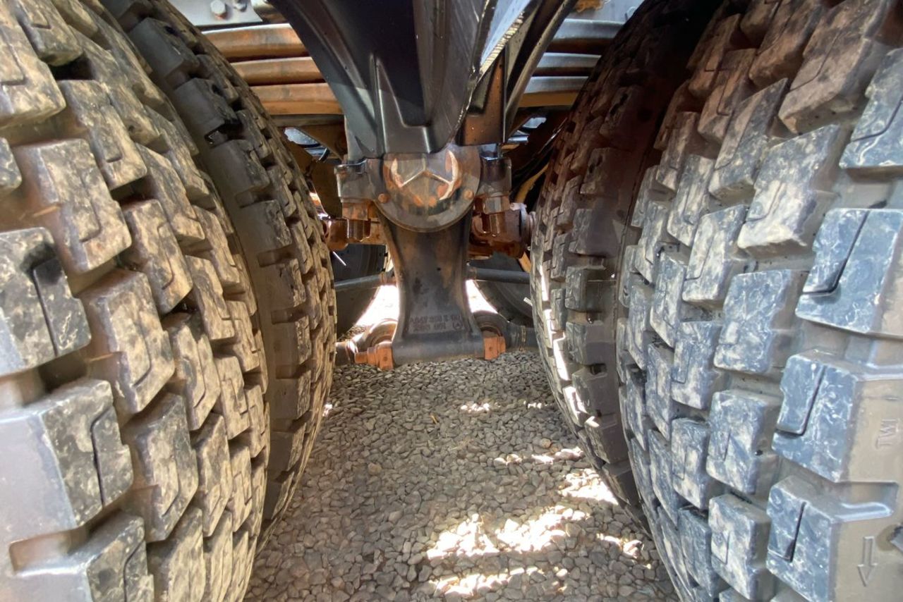 Mercedes Benz Axor 2644 - 09/09 11