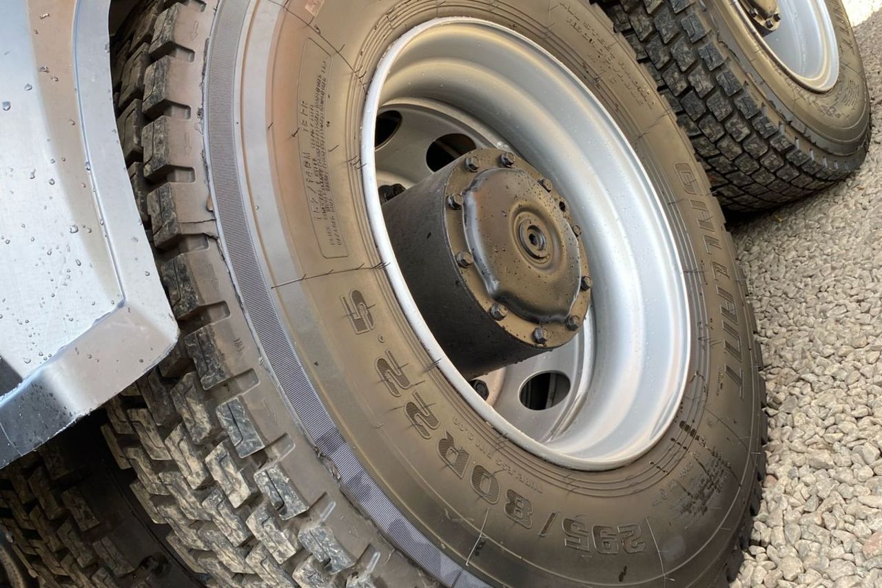 Mercedes Benz Axor 2644 - 09/09 18