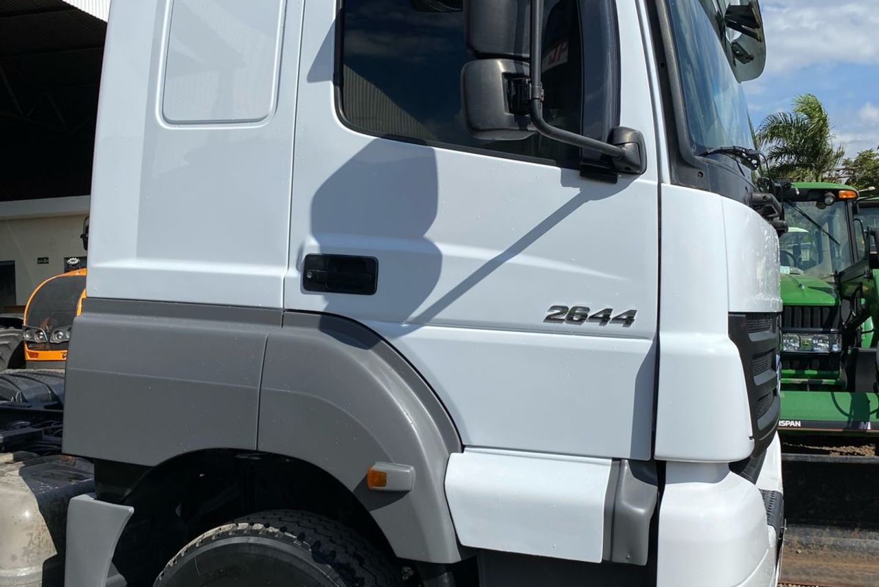 Mercedes Benz Axor 2644 - 09/09 21