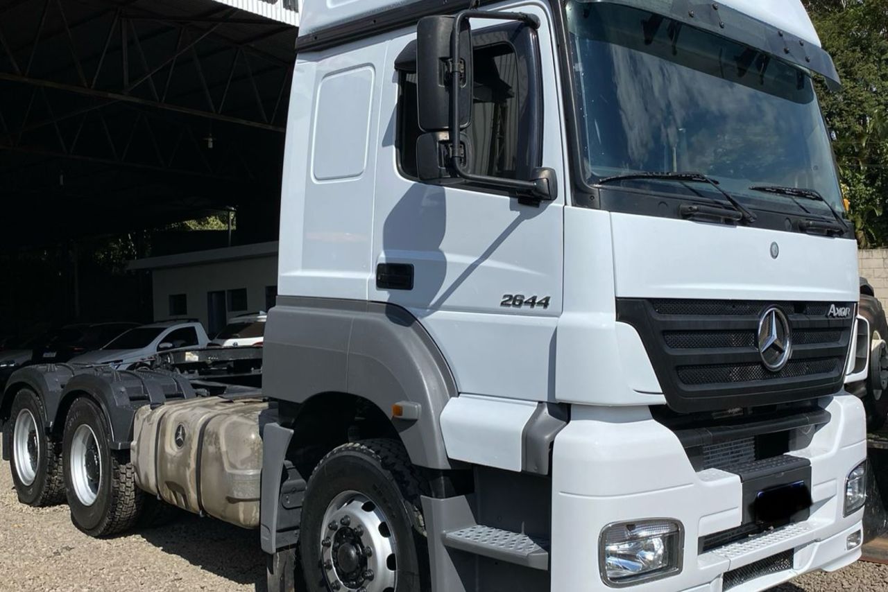 Mercedes Benz Axor 2644 - 09/09 23