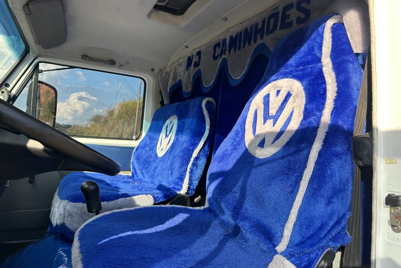 Volkswagen 8 120 - 10/10 10