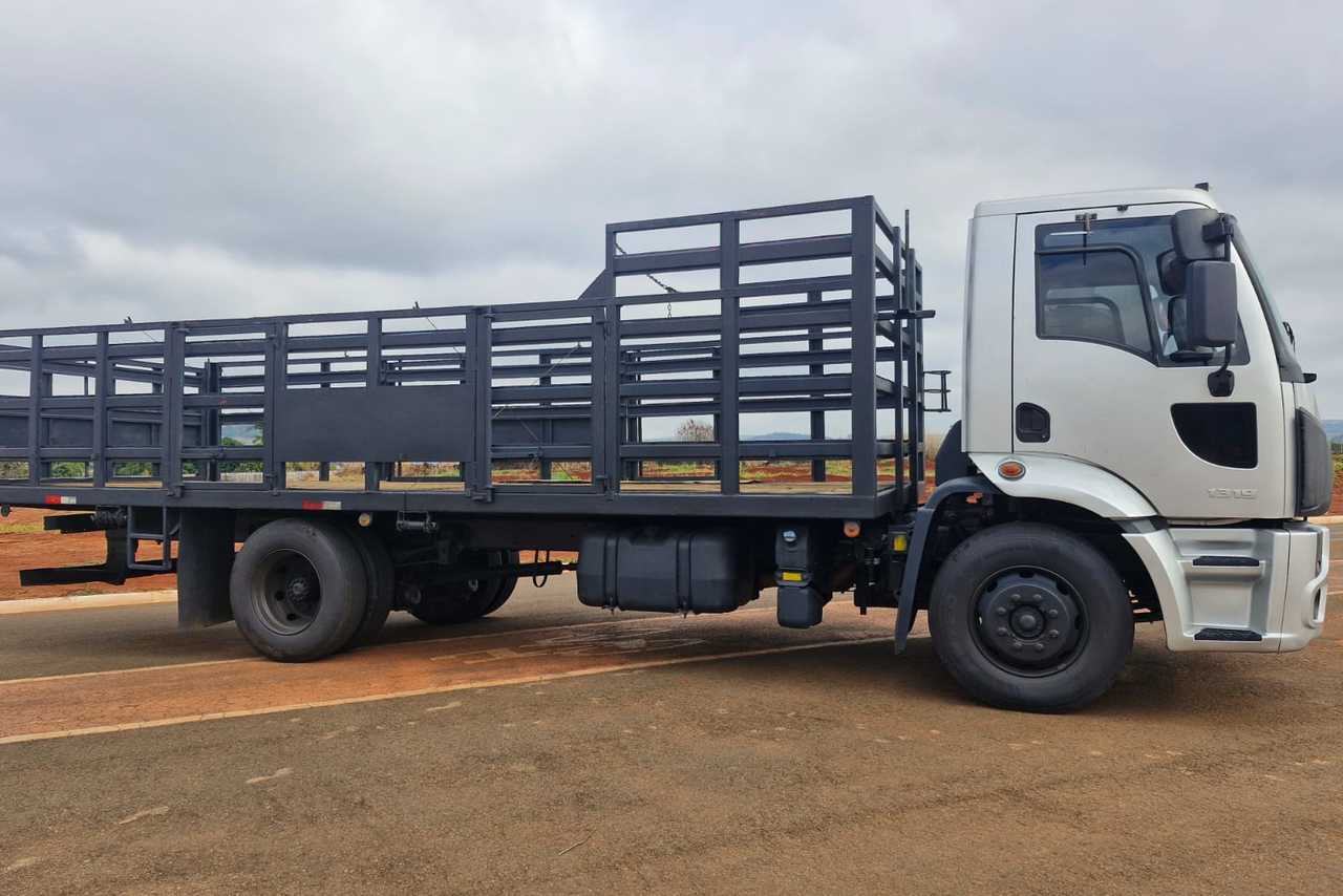 Ford Cargo1319 - 13/13 8