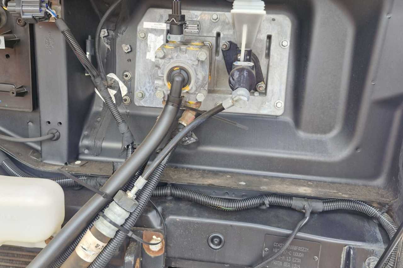 Ford Cargo1319 - 13/13 18