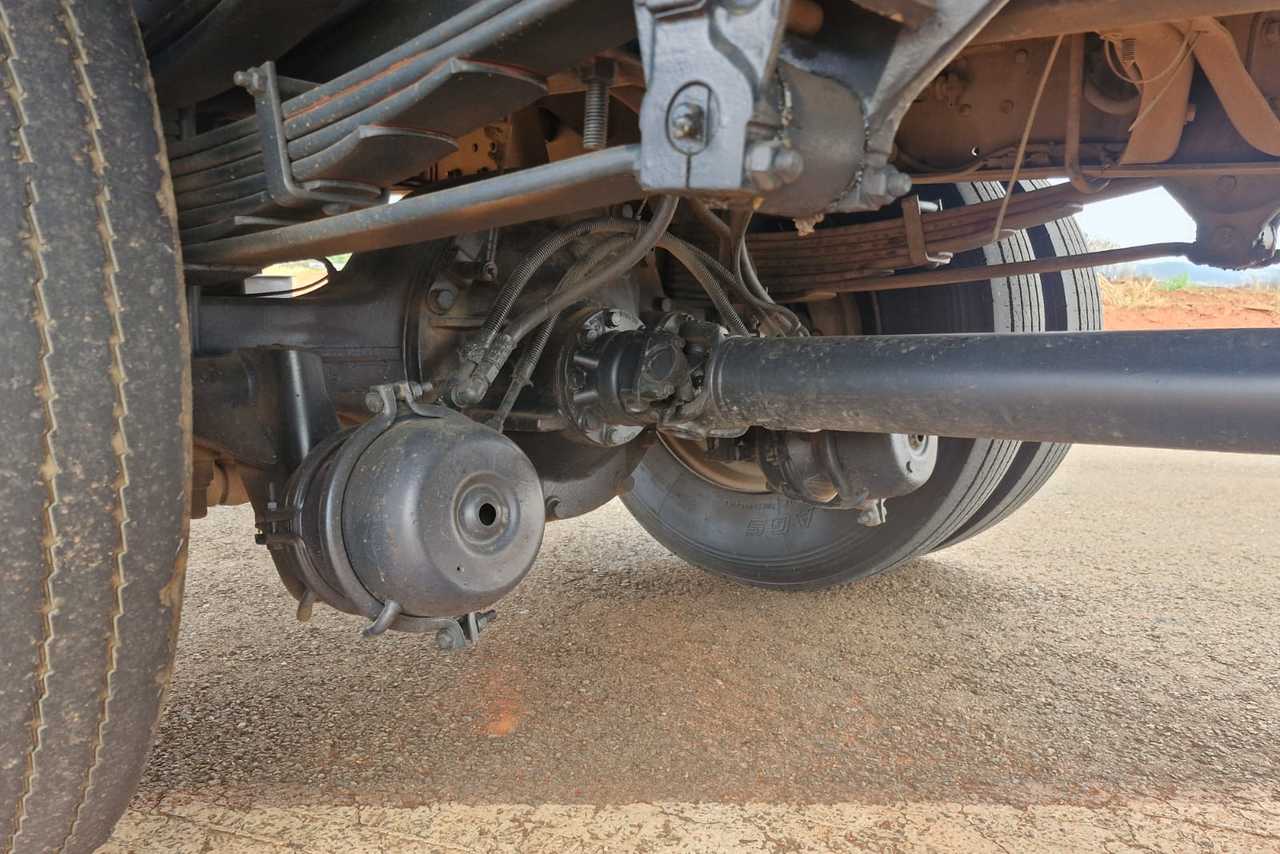 Ford Cargo1319 - 13/13 20