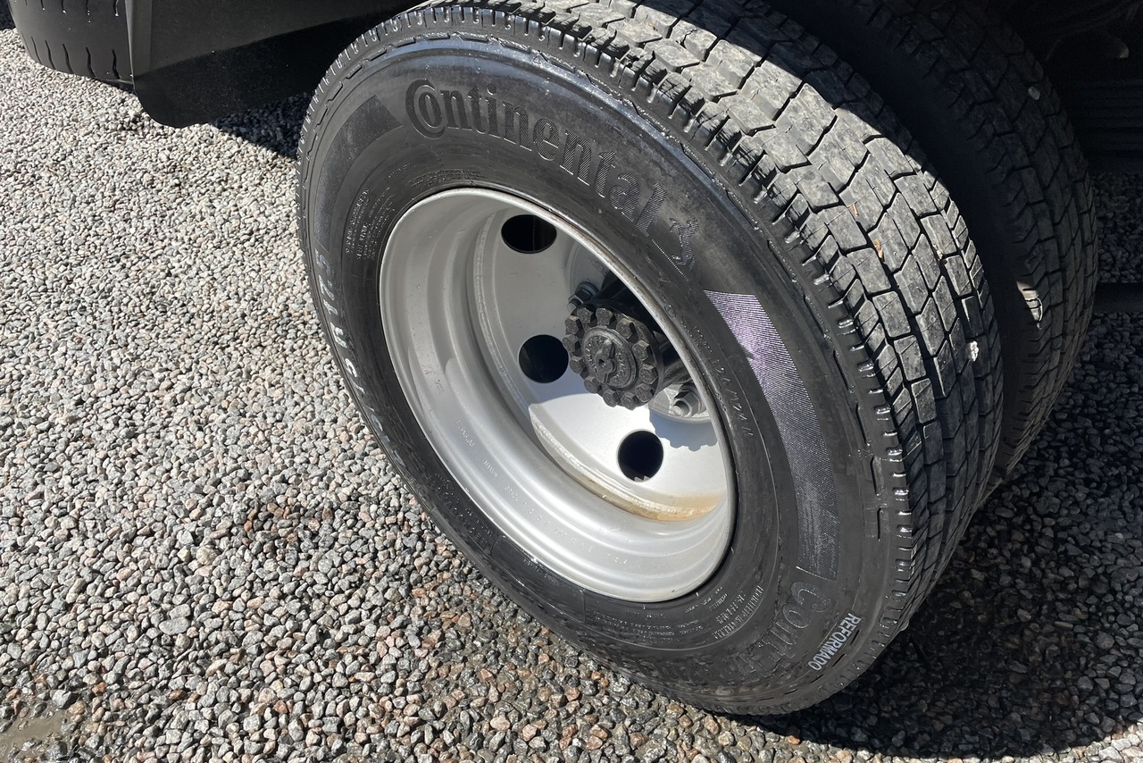 Volkswagen 8 150 - 08/09 6