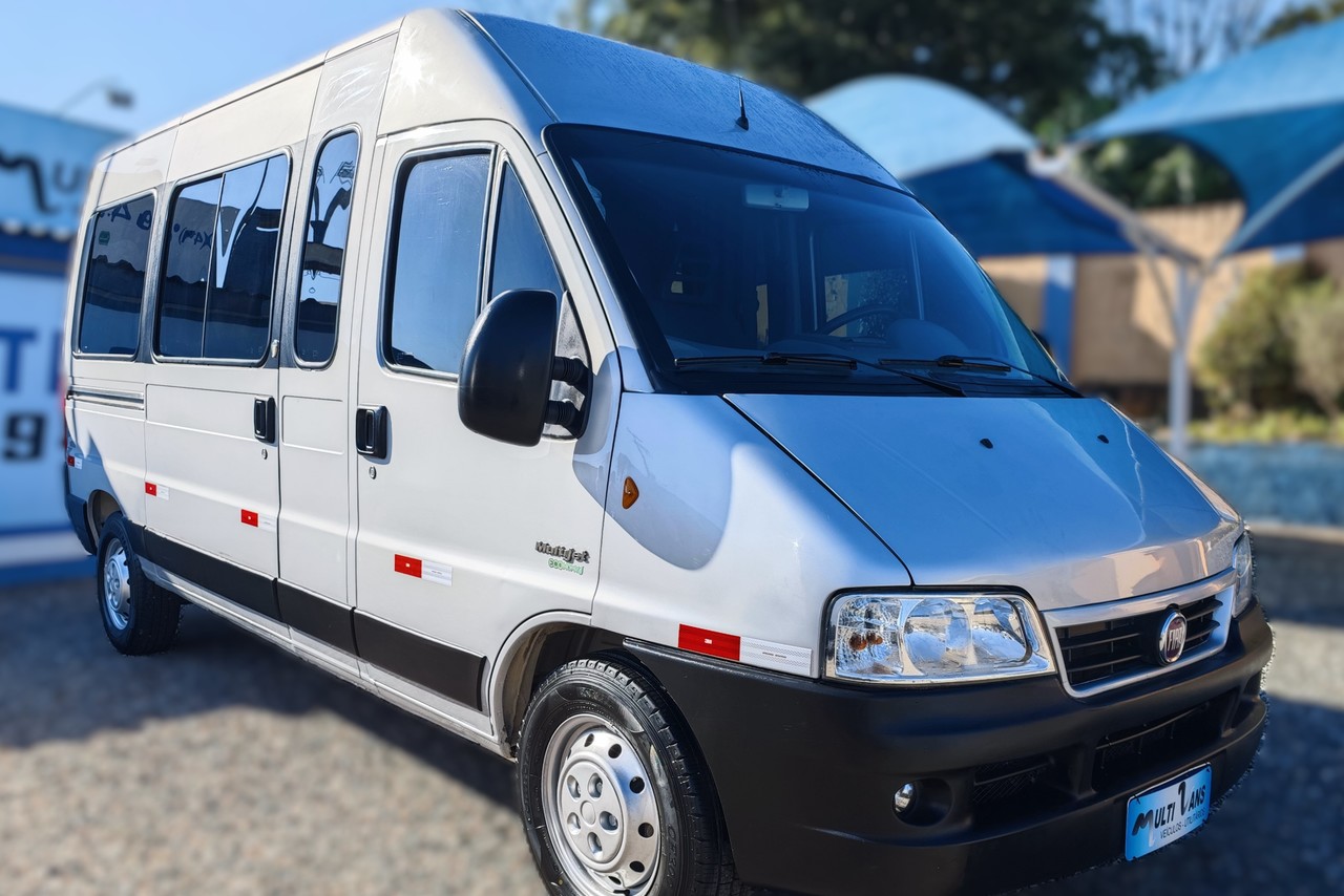 Fiat Ducato Passageiro - 12/13 1