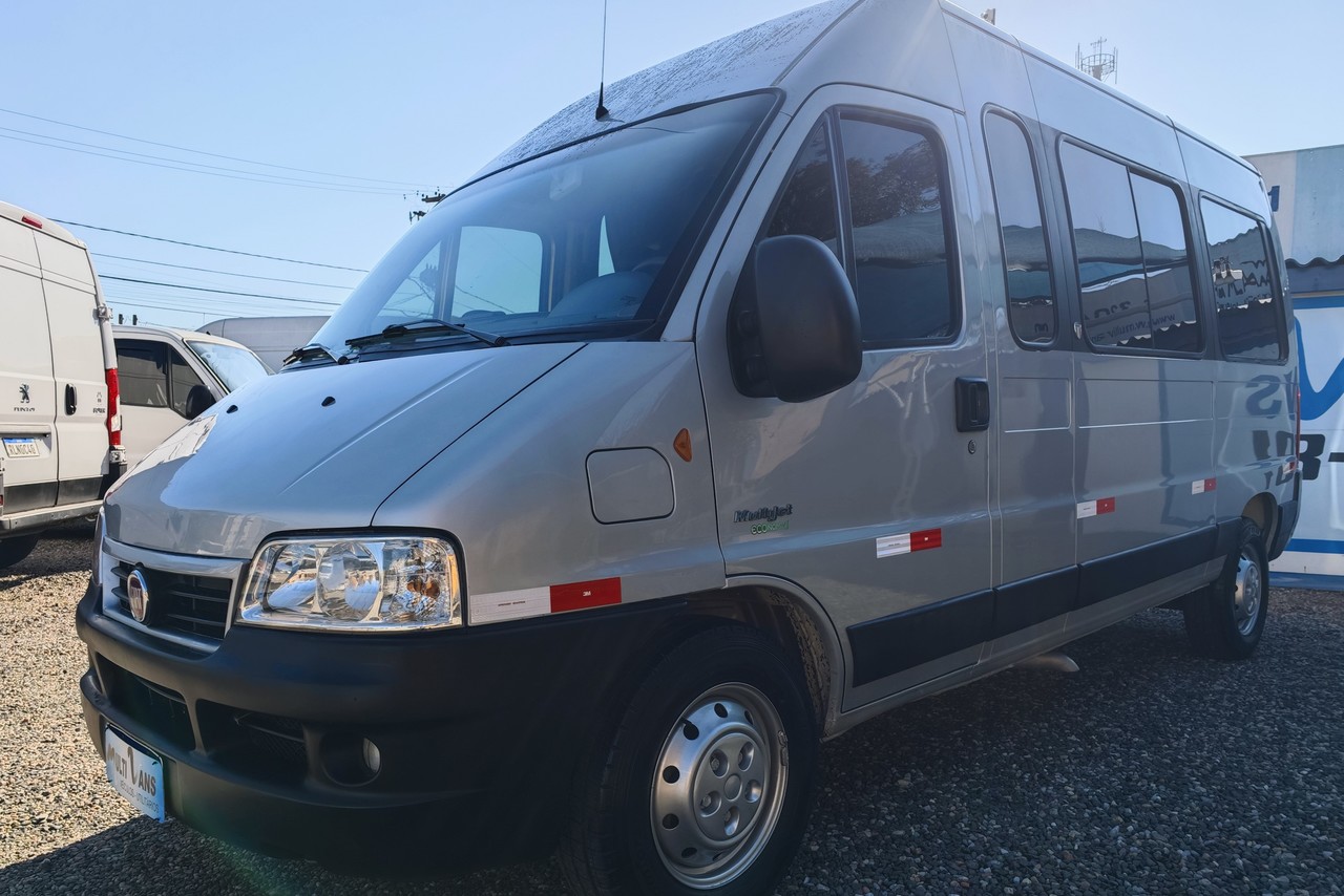 Fiat Ducato Passageiro - 12/13 7
