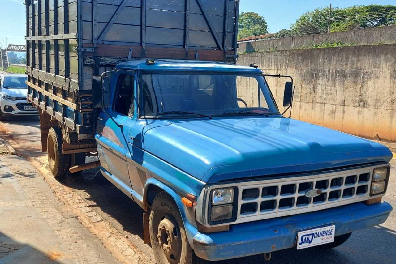 Ford F4000 - 91/92 9