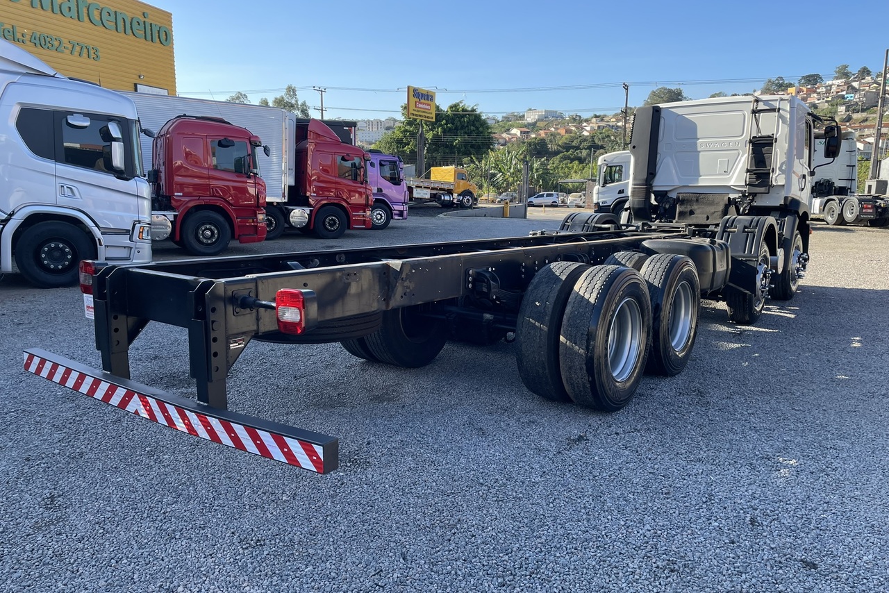 Volkswagen 24-280 E Constellation 8x2 - 19/20 5