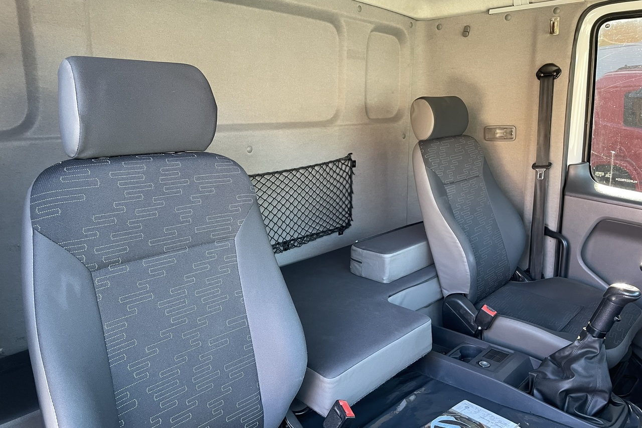 Volkswagen 24-280 E Constellation 8x2 - 19/20 10