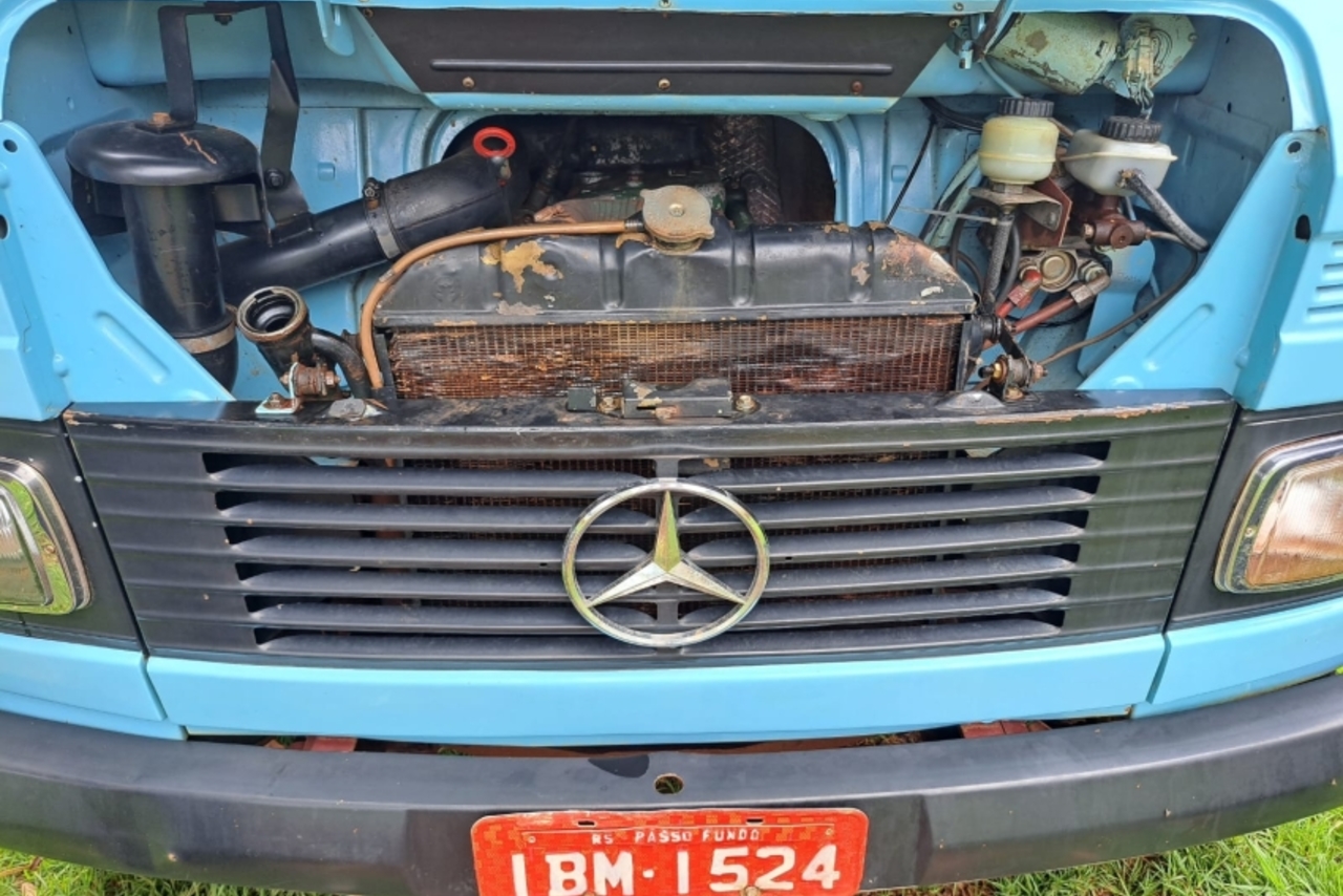 Mercedes Benz MB 608 - 86/86 2
