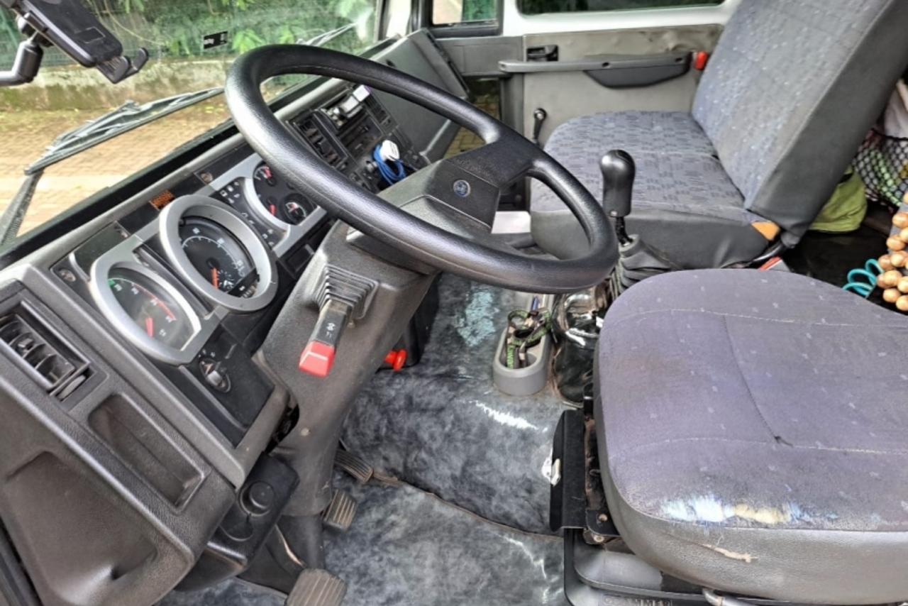 Ford Cargo815 - 10/10 6
