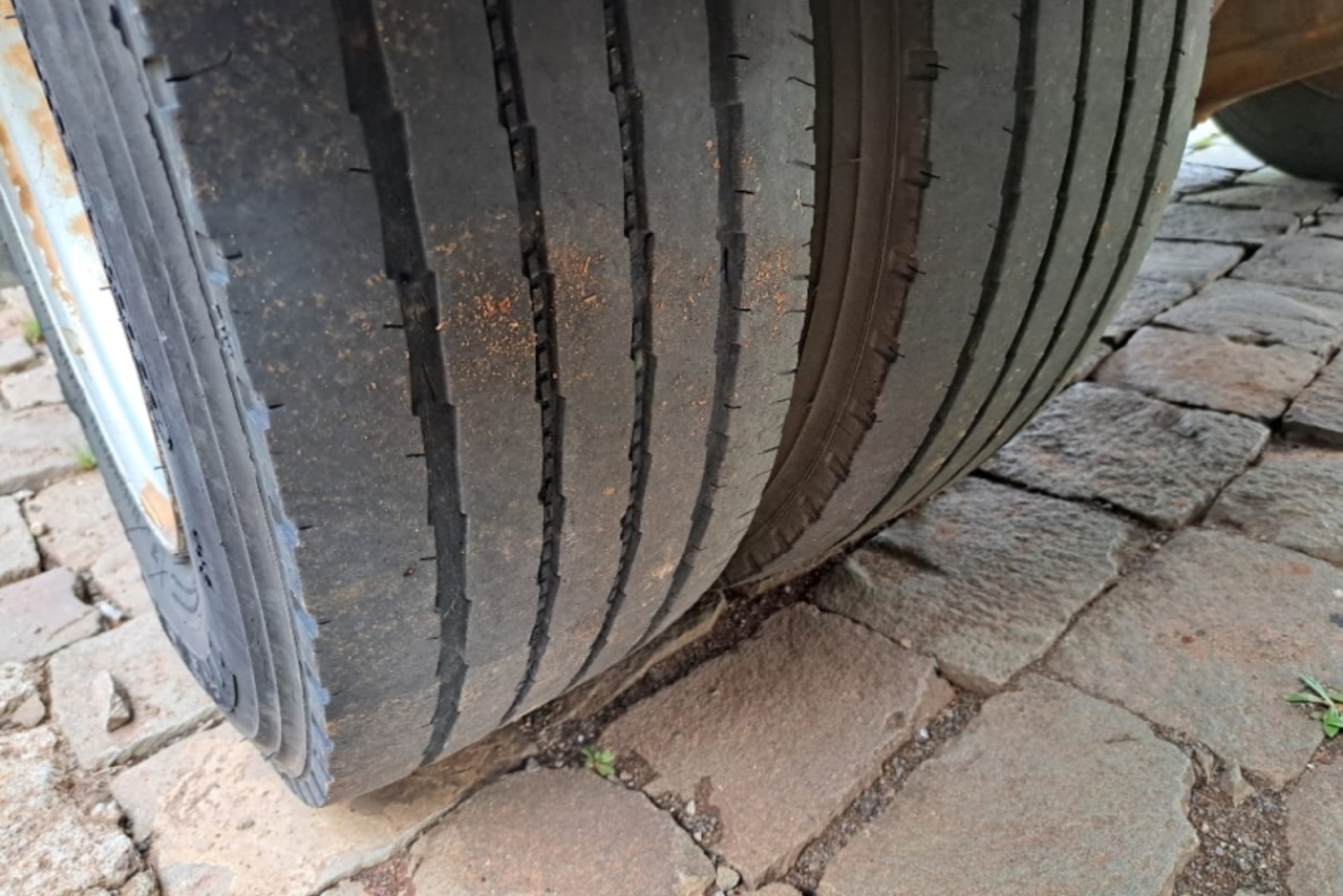 Ford Cargo815 - 10/10 11